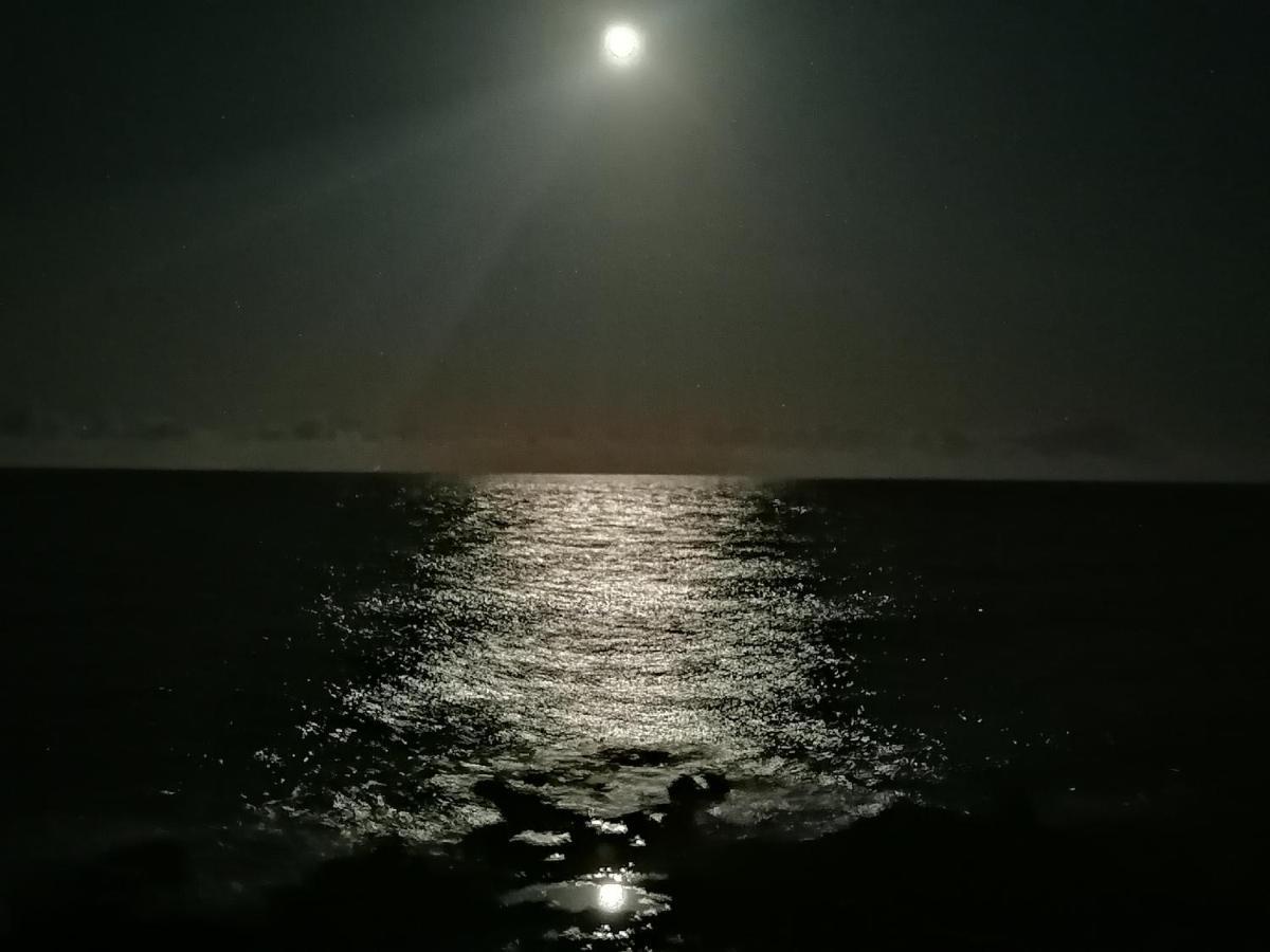 Blue Sea. Tony Frias. Las Eras. Arico - Tenerife. Arico el Nuevo Extérieur photo